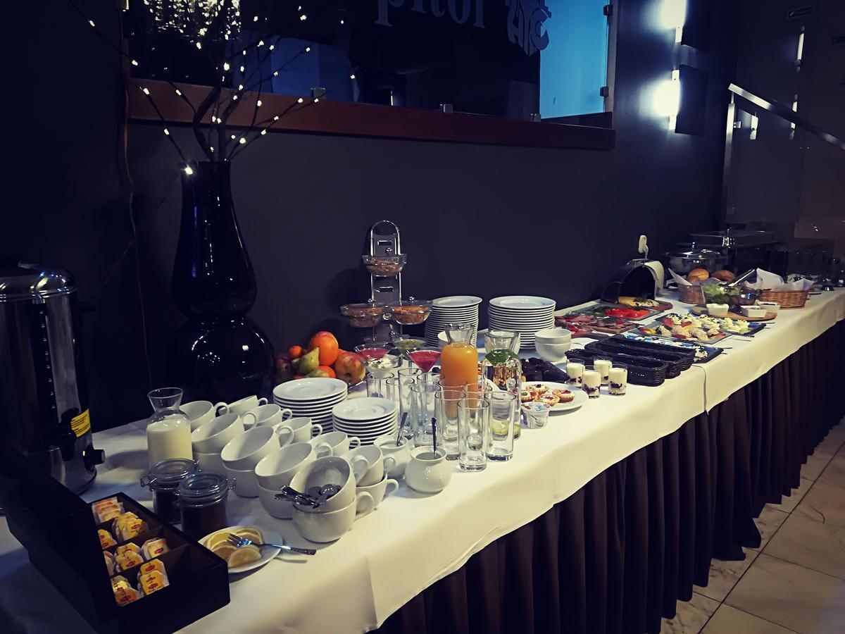 Hotel Capitol 비아와포들라스카 외부 사진