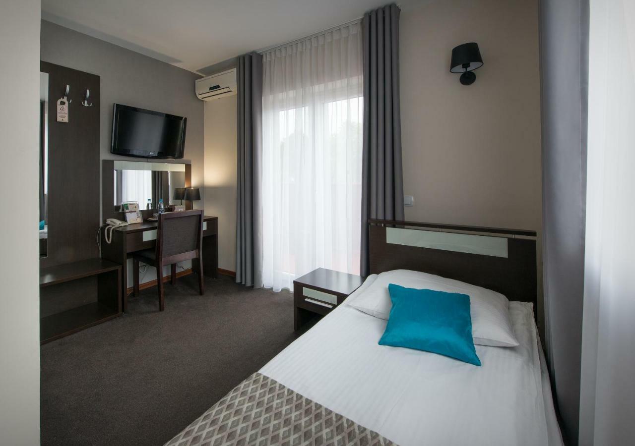 Hotel Capitol 비아와포들라스카 외부 사진