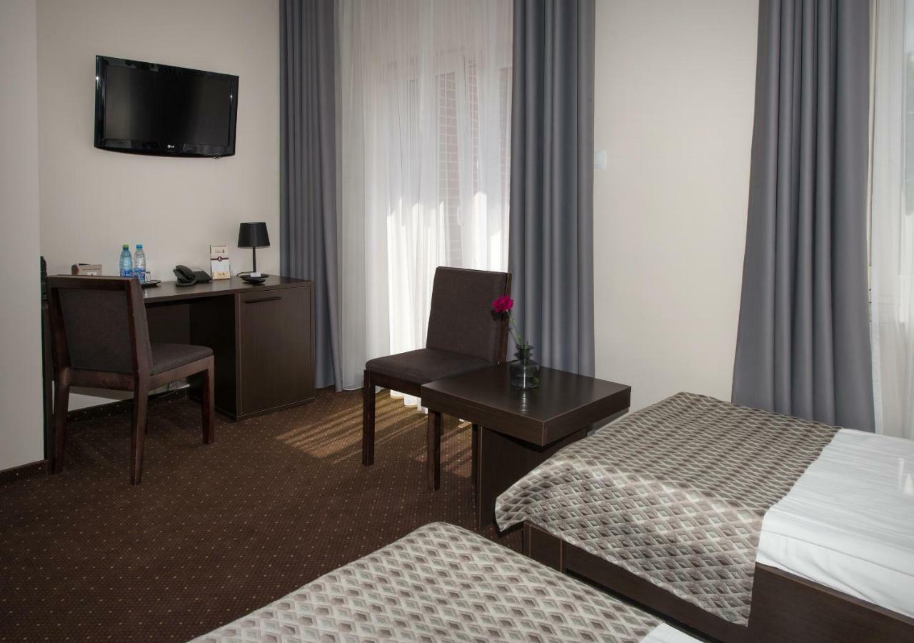 Hotel Capitol 비아와포들라스카 외부 사진