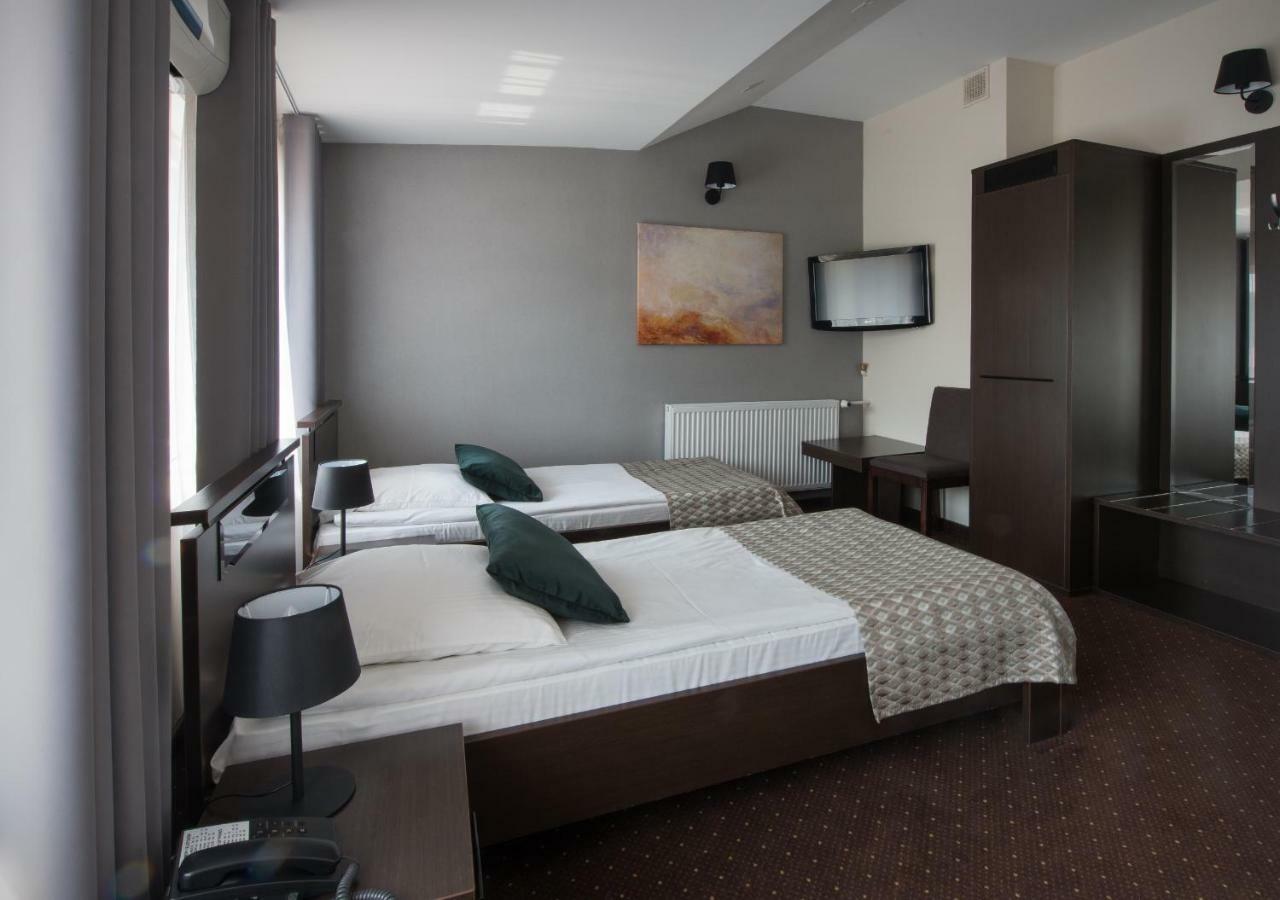 Hotel Capitol 비아와포들라스카 외부 사진