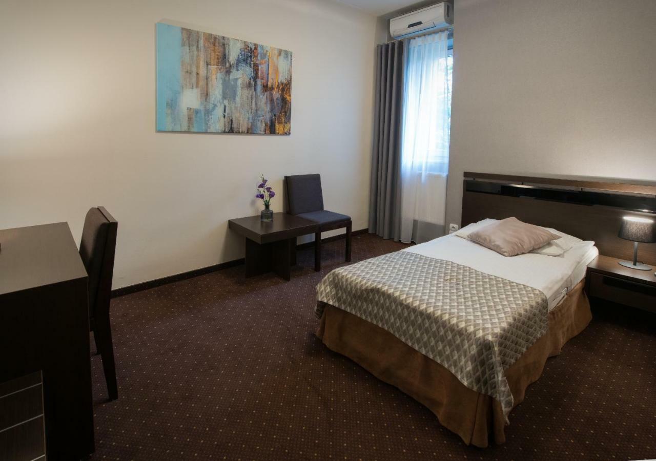 Hotel Capitol 비아와포들라스카 외부 사진